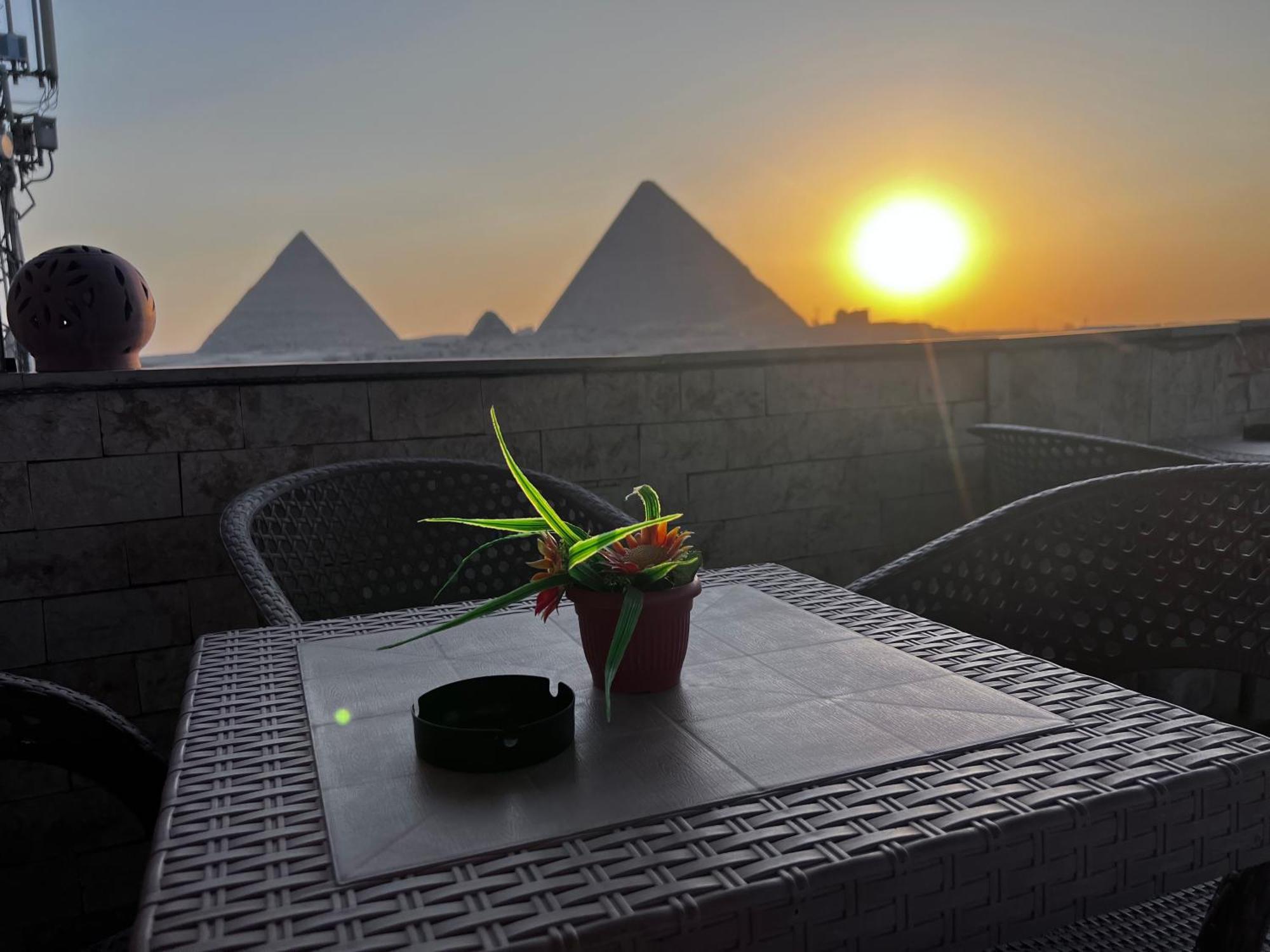 Hotel Aton Pyramids